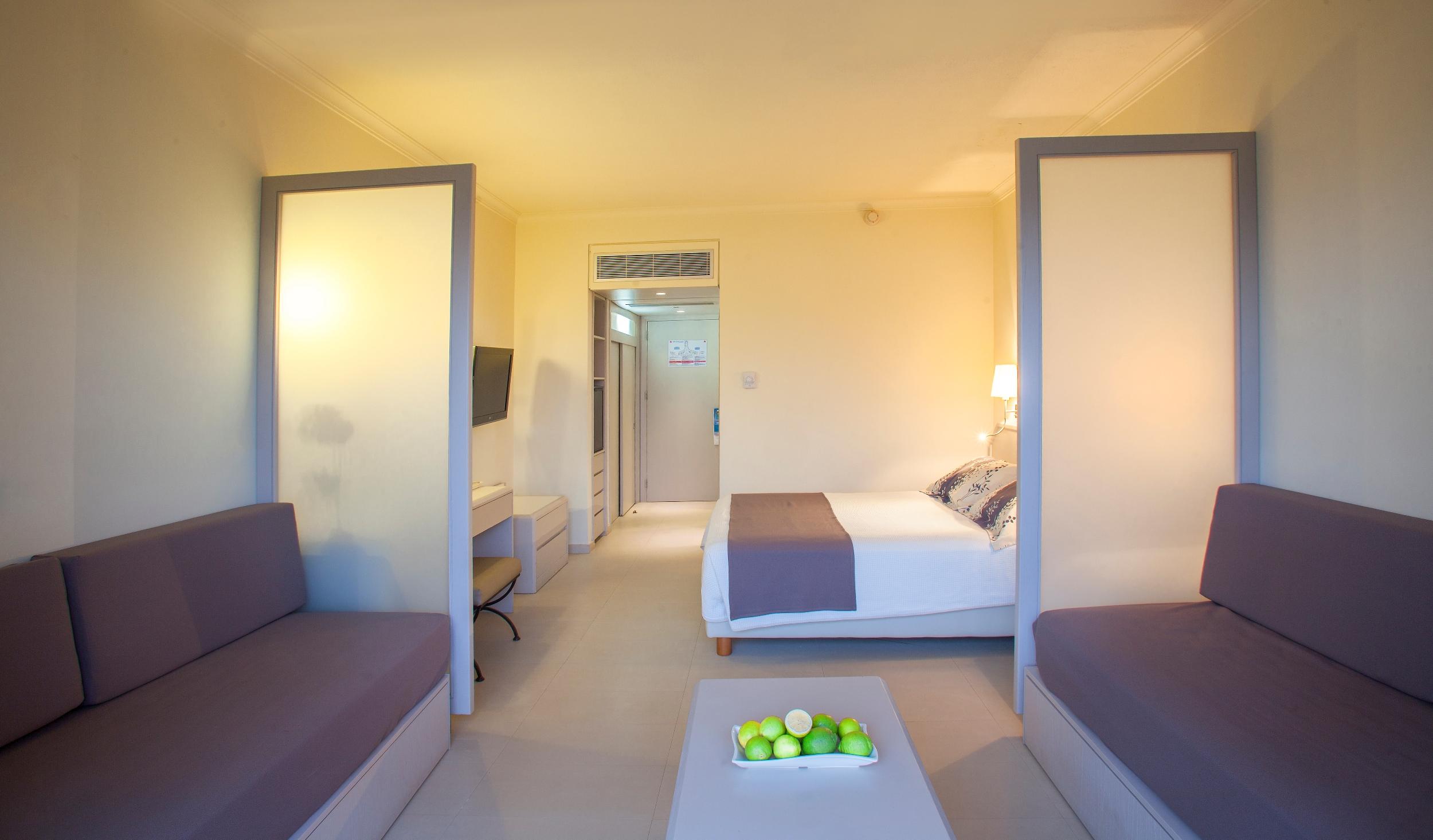 Louis Imperial Beach Paphos Ngoại thất bức ảnh