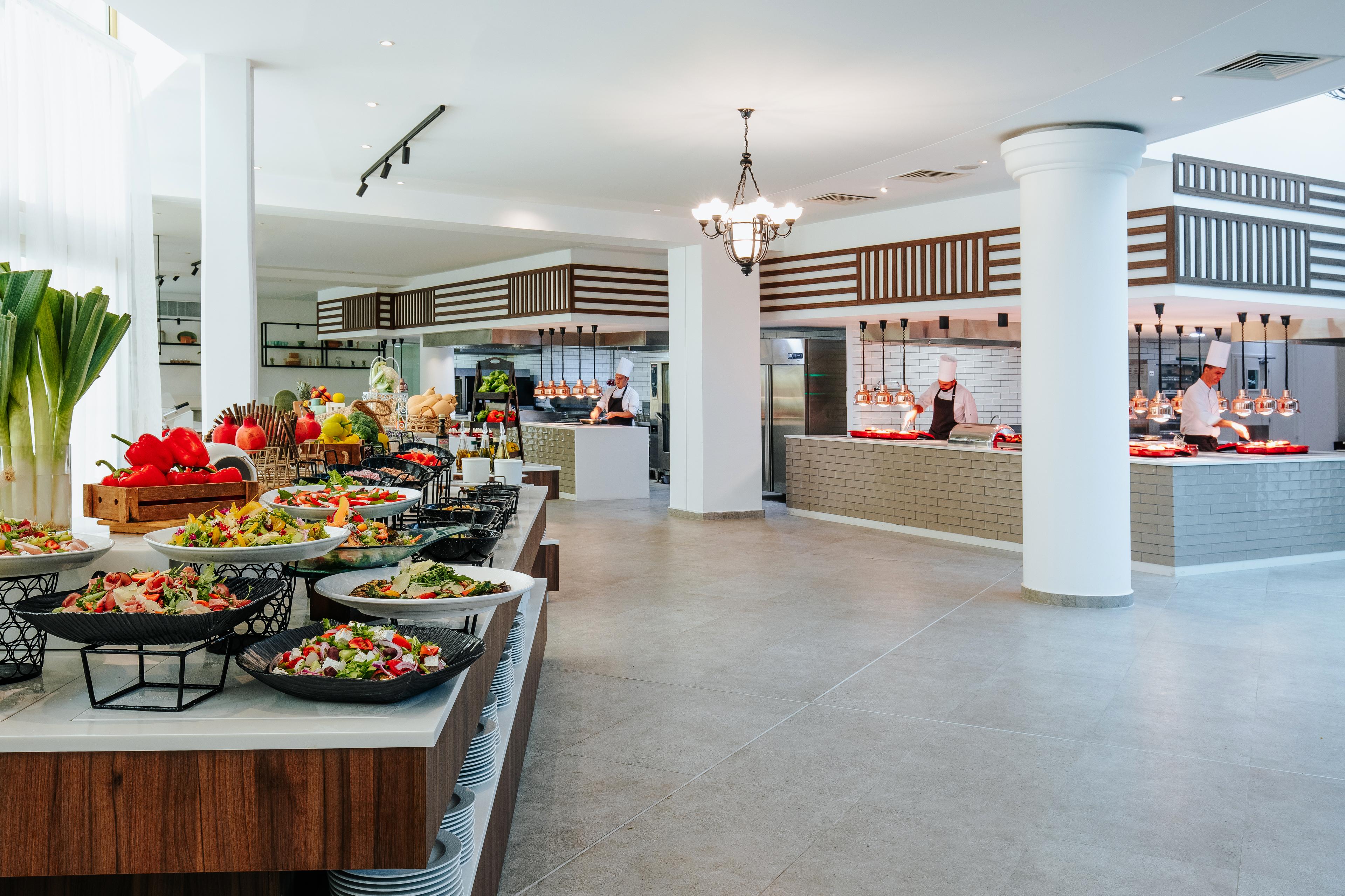 Louis Imperial Beach Paphos Ngoại thất bức ảnh
