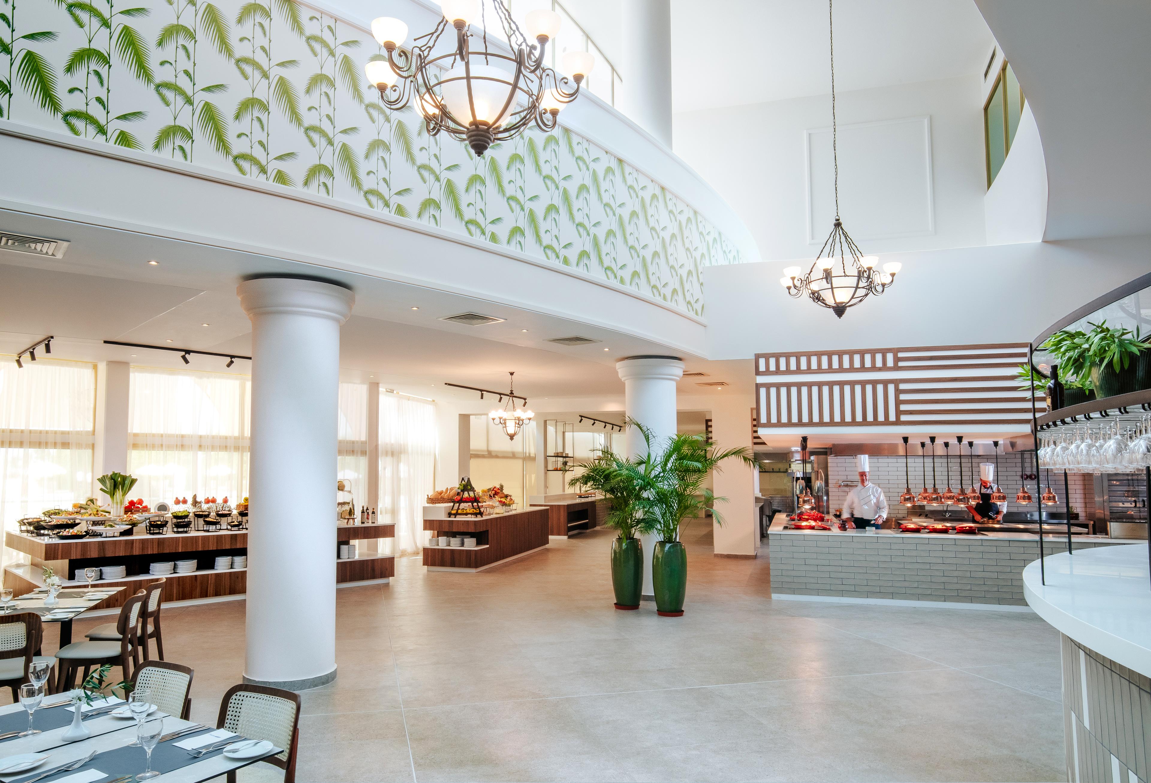 Louis Imperial Beach Paphos Ngoại thất bức ảnh